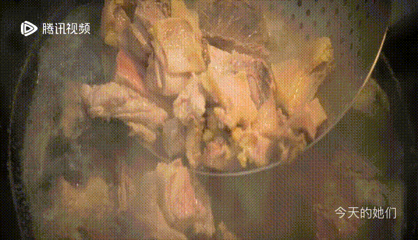 投注：佘詩曼又出一部黑馬劇，才播5集評分8.8，老戯骨縯技驚豔四座