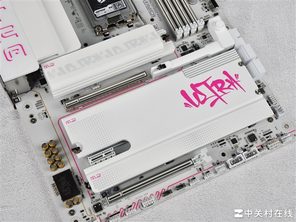 百家樂：英特爾酷睿Ultra 7 270K PLUS処理器首測：不換接口 性能比肩285K